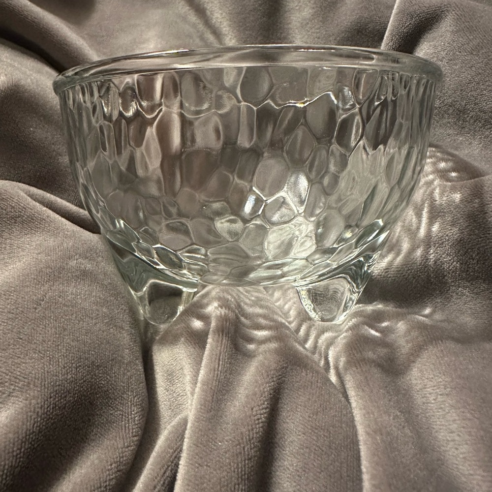 Crisa Pebble Textured Glass Small Footed Bowl